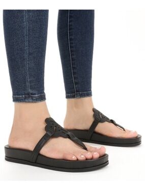 Sam & Libby Alexandra Medallion Flip Flops black size 7